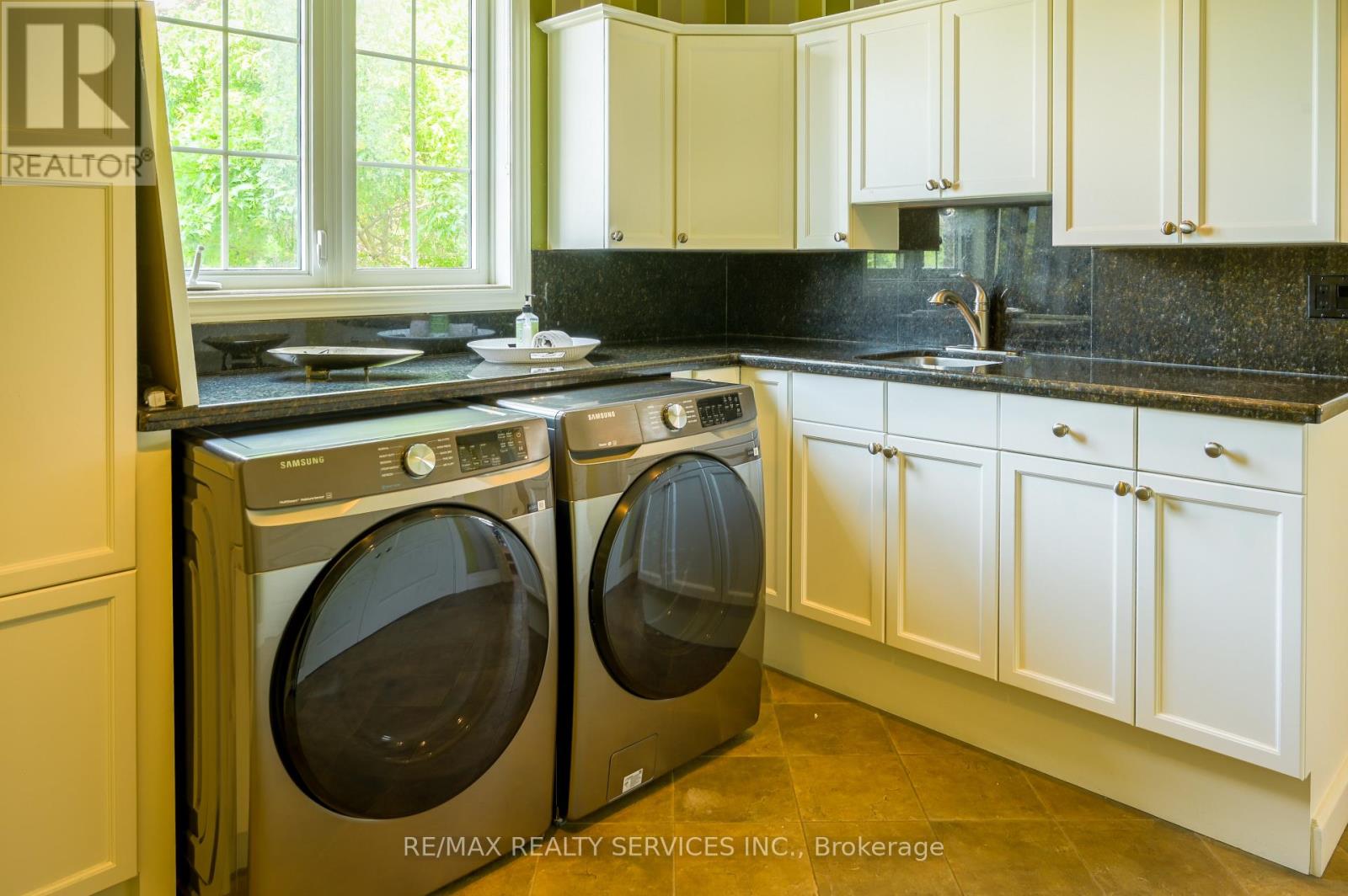 214 Maple Avenue S, Brant, Ontario  N0E 1A0 - Photo 7 - X12607460