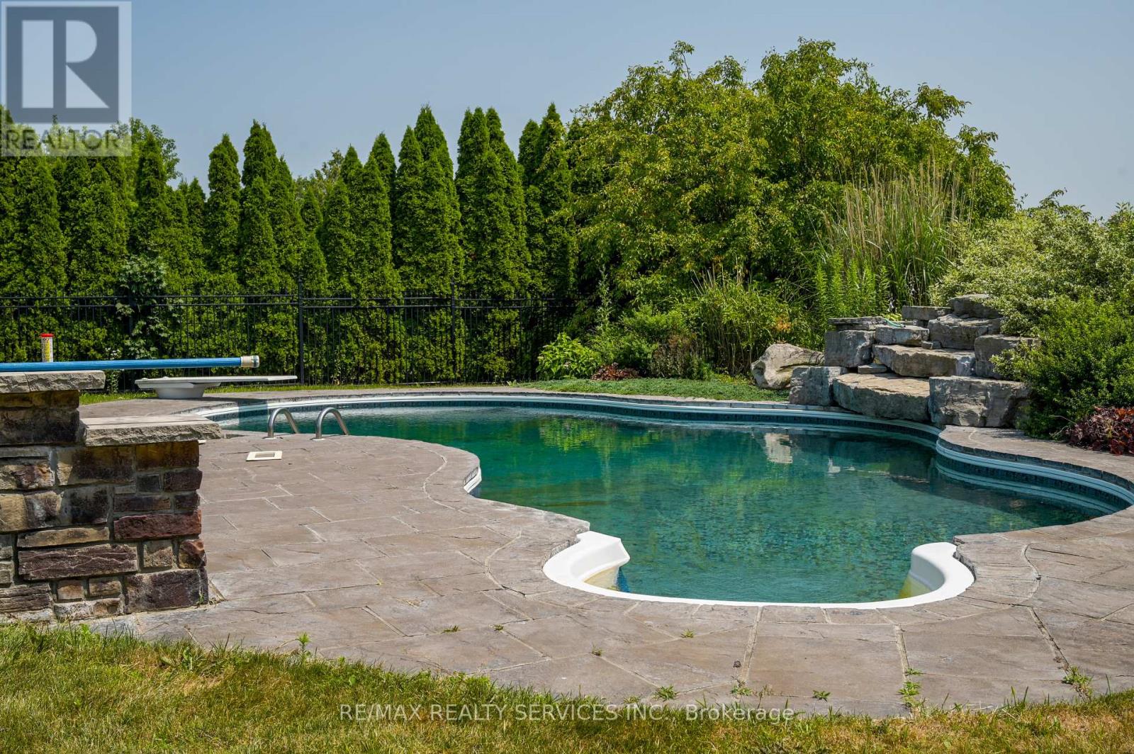 214 Maple Avenue S, Brant, Ontario  N0E 1A0 - Photo 9 - X12607460