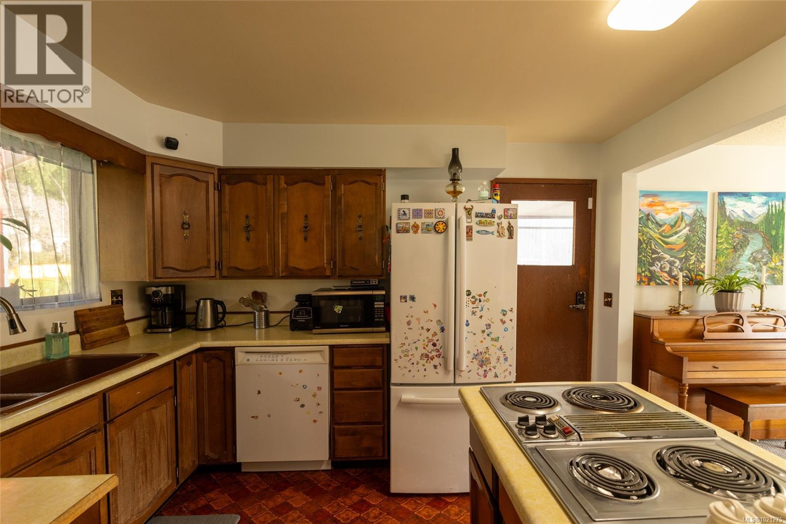 1112 Maquinna Ave, Port Alice, British Columbia V0N 2N0 - Photo 56 - 1021275