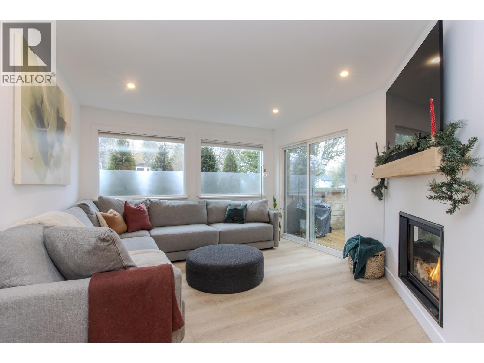 1029 Brothers Place, Squamish, British Columbia  V8B 0B2 - Photo 7 - R3072502