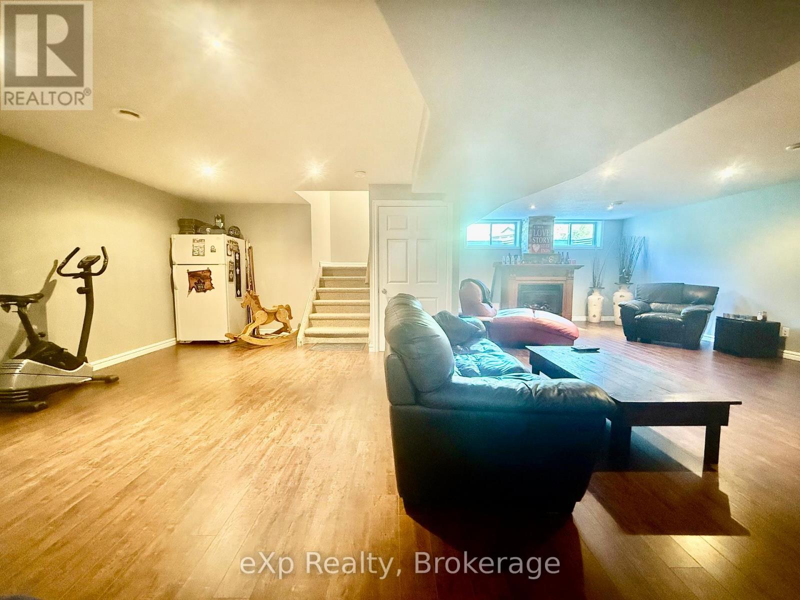 323237 Durham Road E, West Grey, Ontario  N0G 1R0 - Photo 23 - X12596596