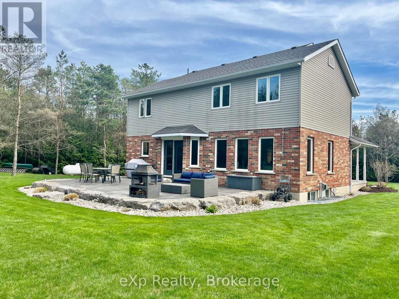 323237 Durham Road E, West Grey, Ontario  N0G 1R0 - Photo 33 - X12596596