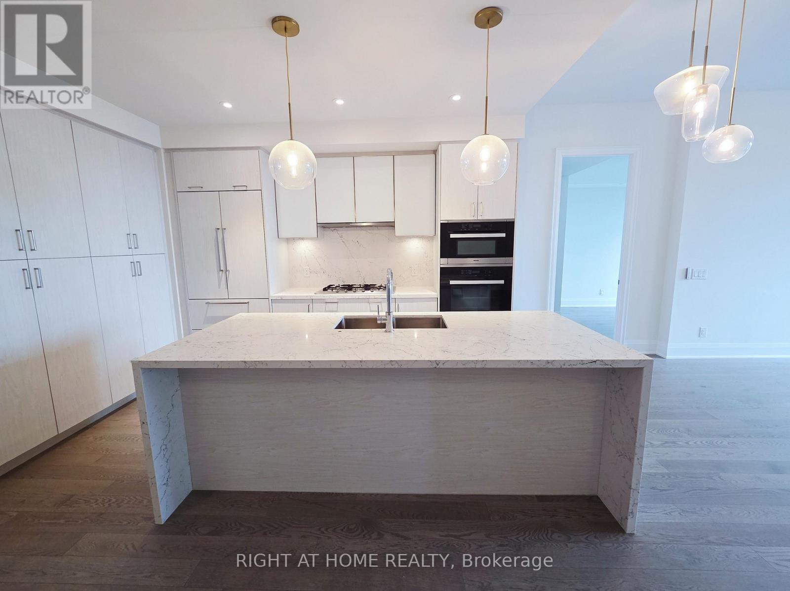 610 - 280 Howland Avenue, Toronto, Ontario  M5R 0C3 - Photo 3 - C12607490