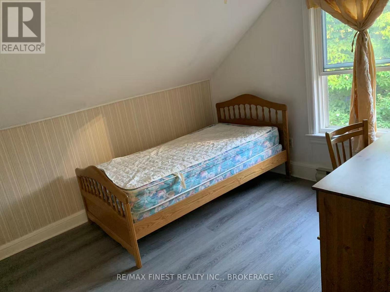 123 Bagot Street, Kingston, Ontario K7L 3E7 - Photo 16 - X12607056