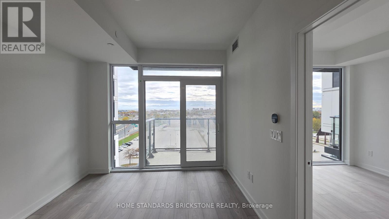 721 - 1007 The Queensway, Toronto, Ontario  M8Z 0H4 - Photo 6 - W12607472