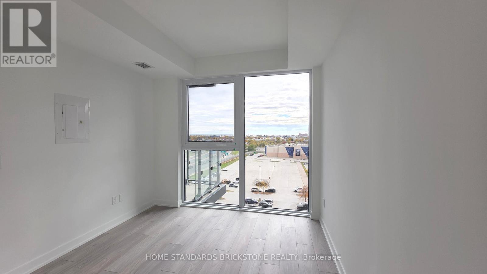 721 - 1007 The Queensway, Toronto, Ontario  M8Z 0H4 - Photo 9 - W12607472