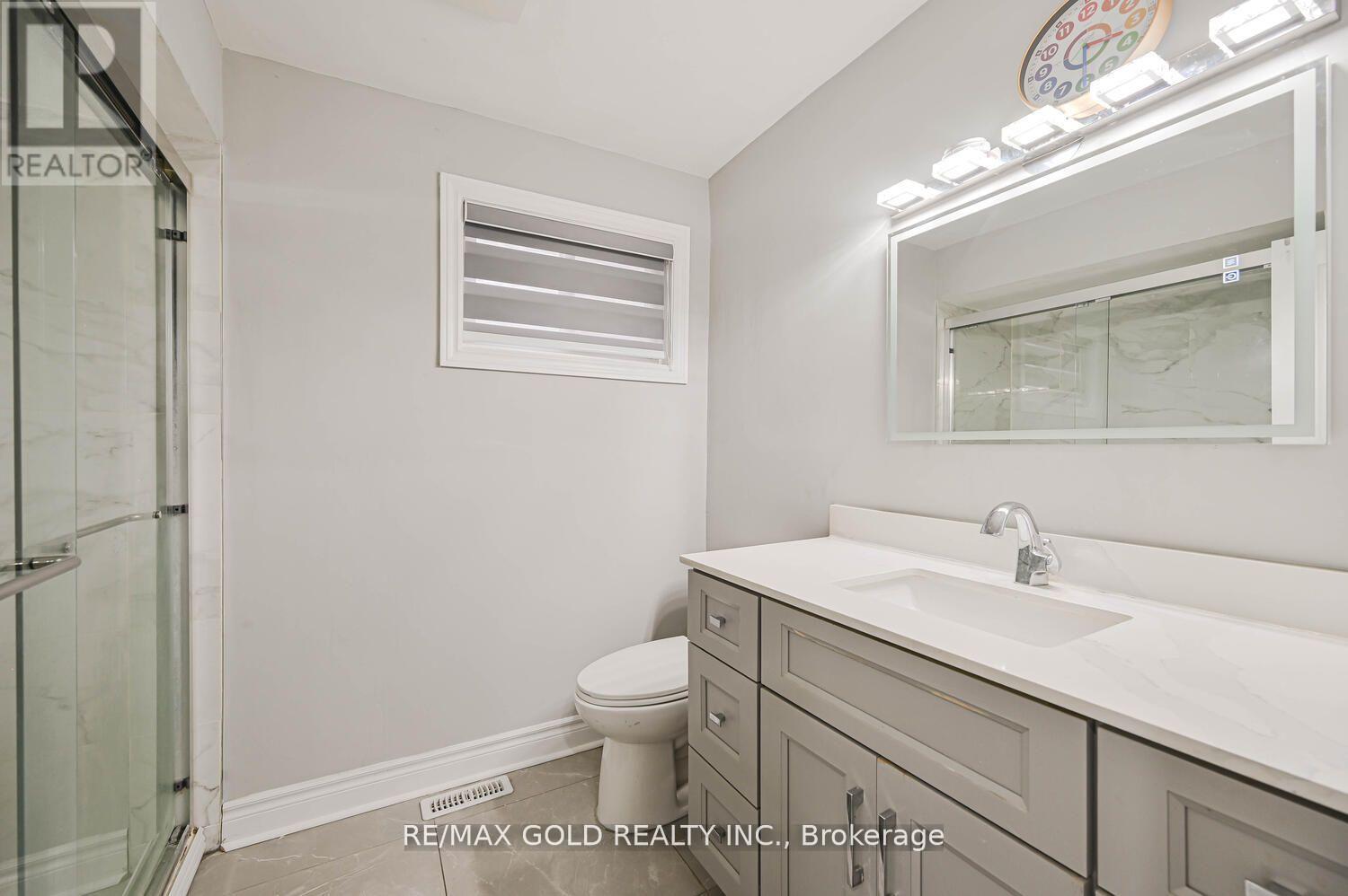 3724 Darla Drive, Mississauga, Ontario  L4T 2C9 - Photo 21 - W12607496