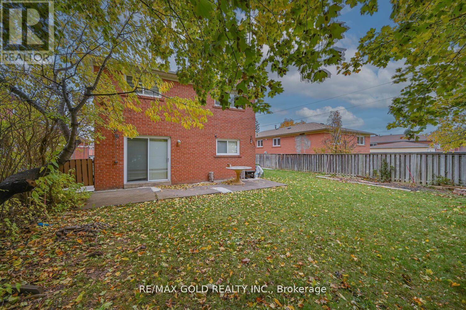 3724 Darla Drive, Mississauga, Ontario  L4T 2C9 - Photo 38 - W12607496