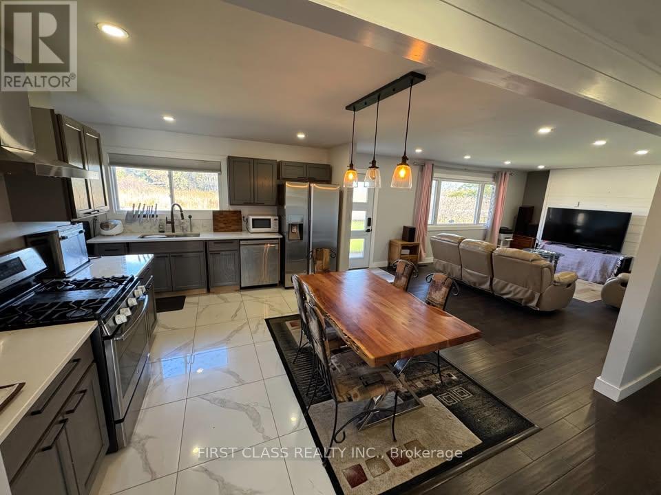 Main Unit - 2317 Old Norwood Road, Otonabee-South Monaghan, Ontario  K9J 0G6 - Photo 4 - X12607474