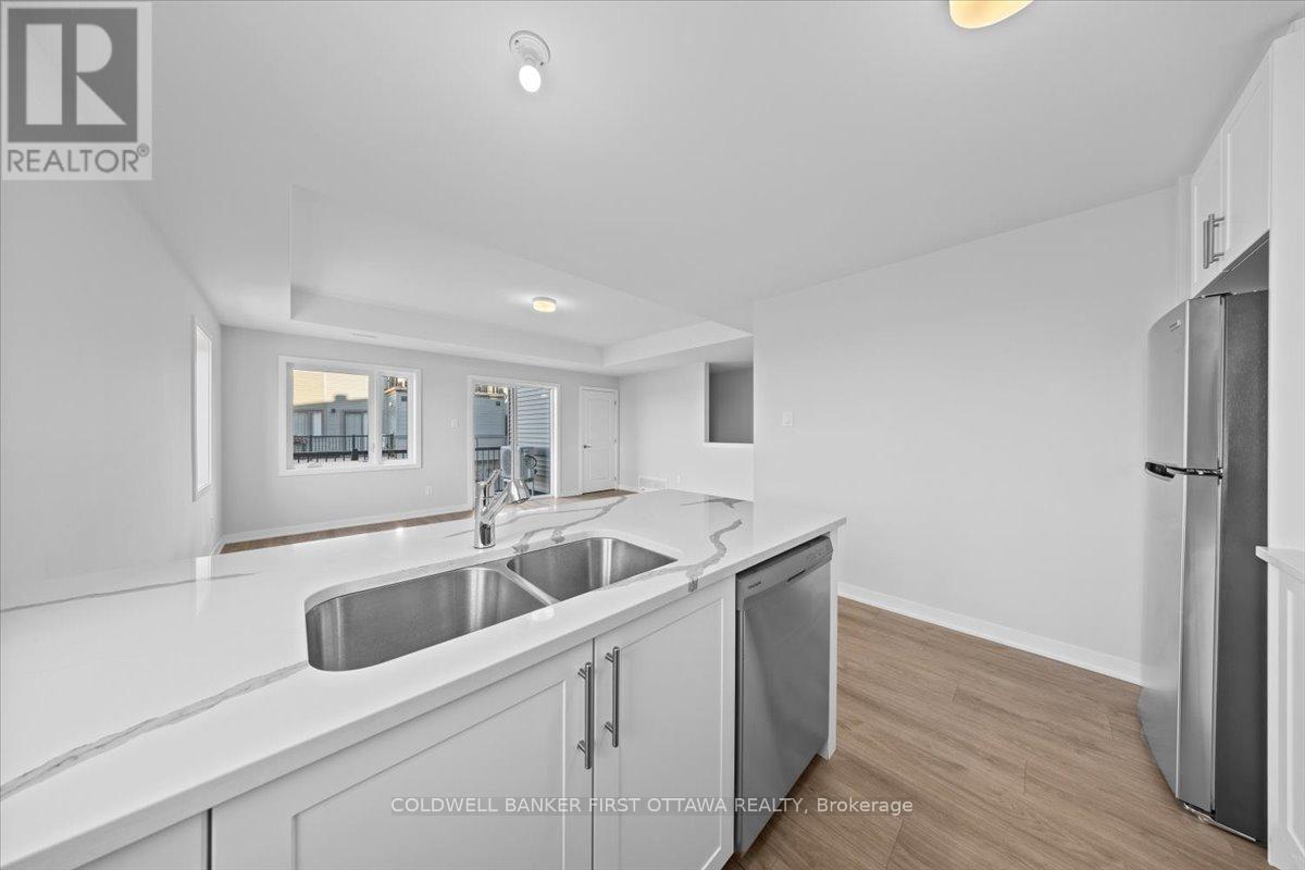 110 Parnian Private, Ottawa, Ontario  K2J 4H7 - Photo 14 - X12607504