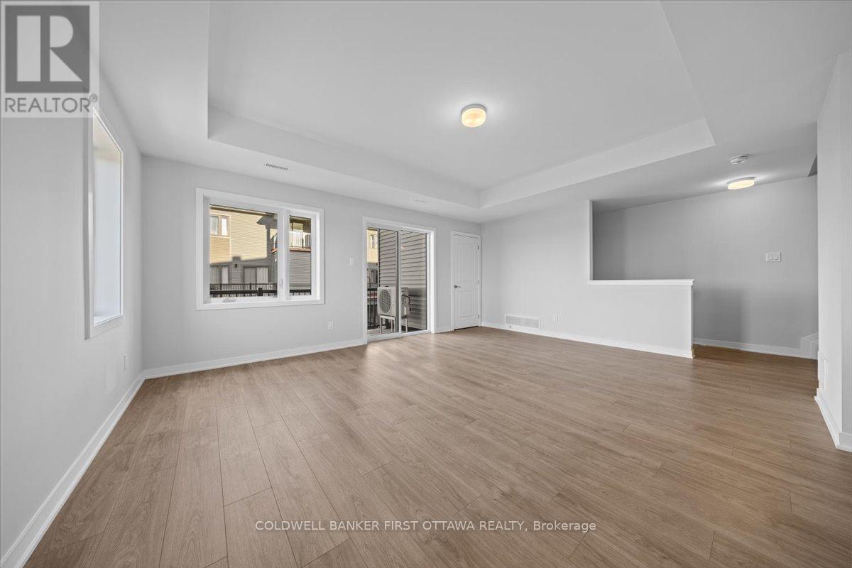 110 Parnian Private, Ottawa, Ontario  K2J 4H7 - Photo 6 - X12607504