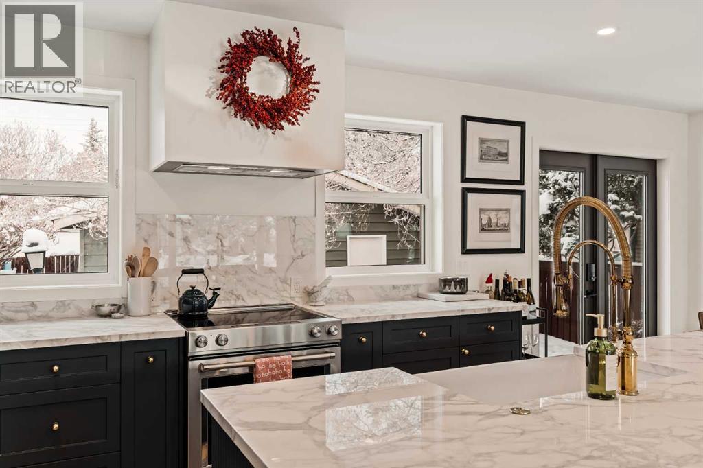 212 Vantage Place Nw, Calgary, Alberta T3A 1X9 - Photo 5 - A2274068