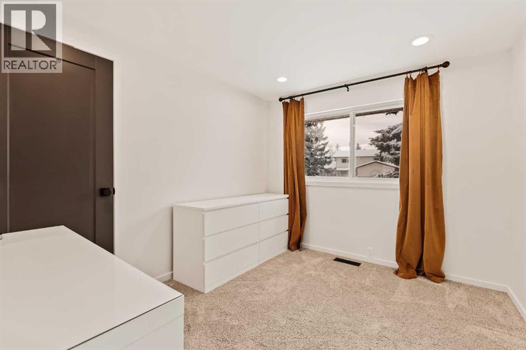 212 Vantage Place Nw, Calgary, Alberta T3A 1X9 - Photo 28 - A2274068