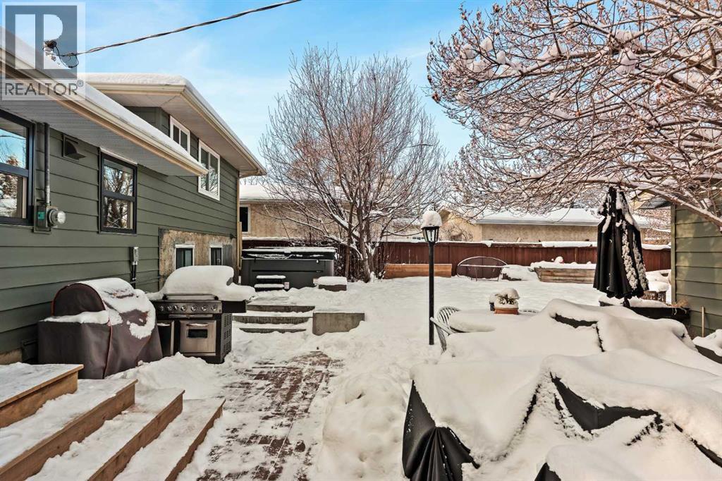 212 Vantage Place Nw, Calgary, Alberta T3A 1X9 - Photo 37 - A2274068