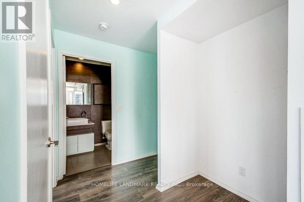 2207 - 75 St Nicholas Street, Toronto, Ontario  M4Y 0A5 - Photo 7 - C12607526