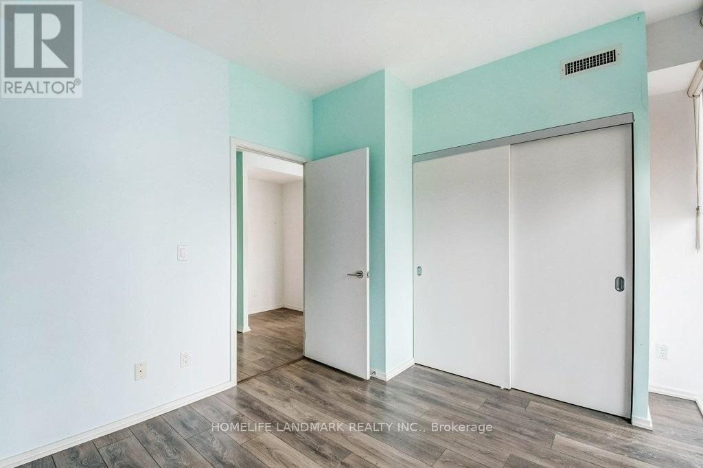 2207 - 75 St Nicholas Street, Toronto, Ontario  M4Y 0A5 - Photo 8 - C12607526