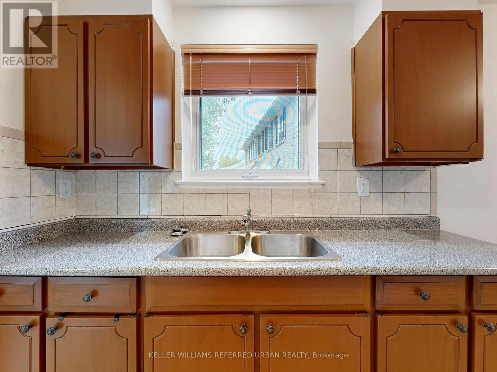 70 Crossbow Crescent, Toronto, Ontario  M2J 3M4 - Photo 12 - C12607528