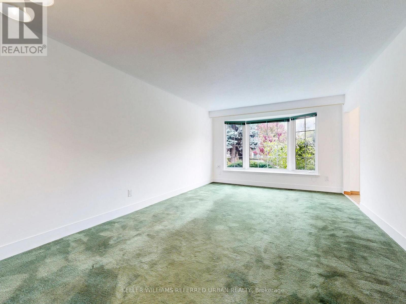 70 Crossbow Crescent, Toronto, Ontario  M2J 3M4 - Photo 5 - C12607528