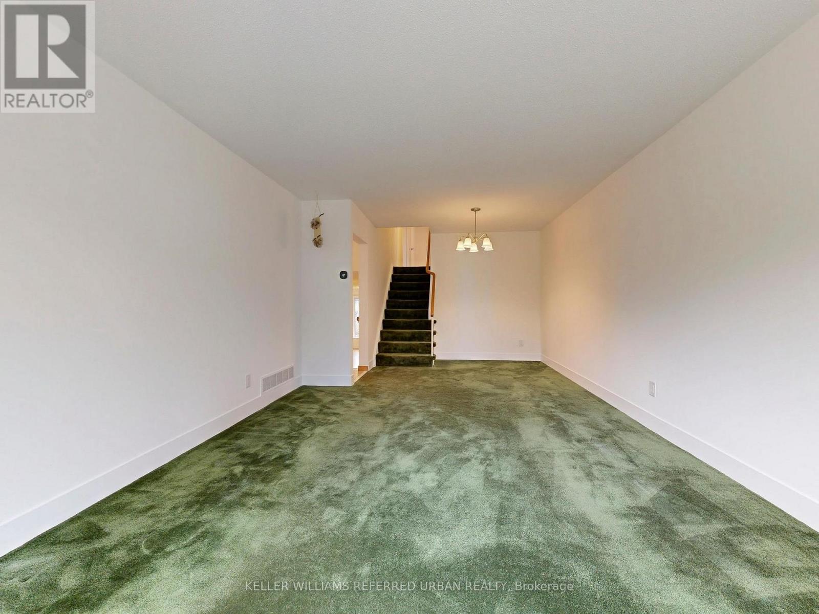 70 Crossbow Crescent, Toronto, Ontario  M2J 3M4 - Photo 8 - C12607528