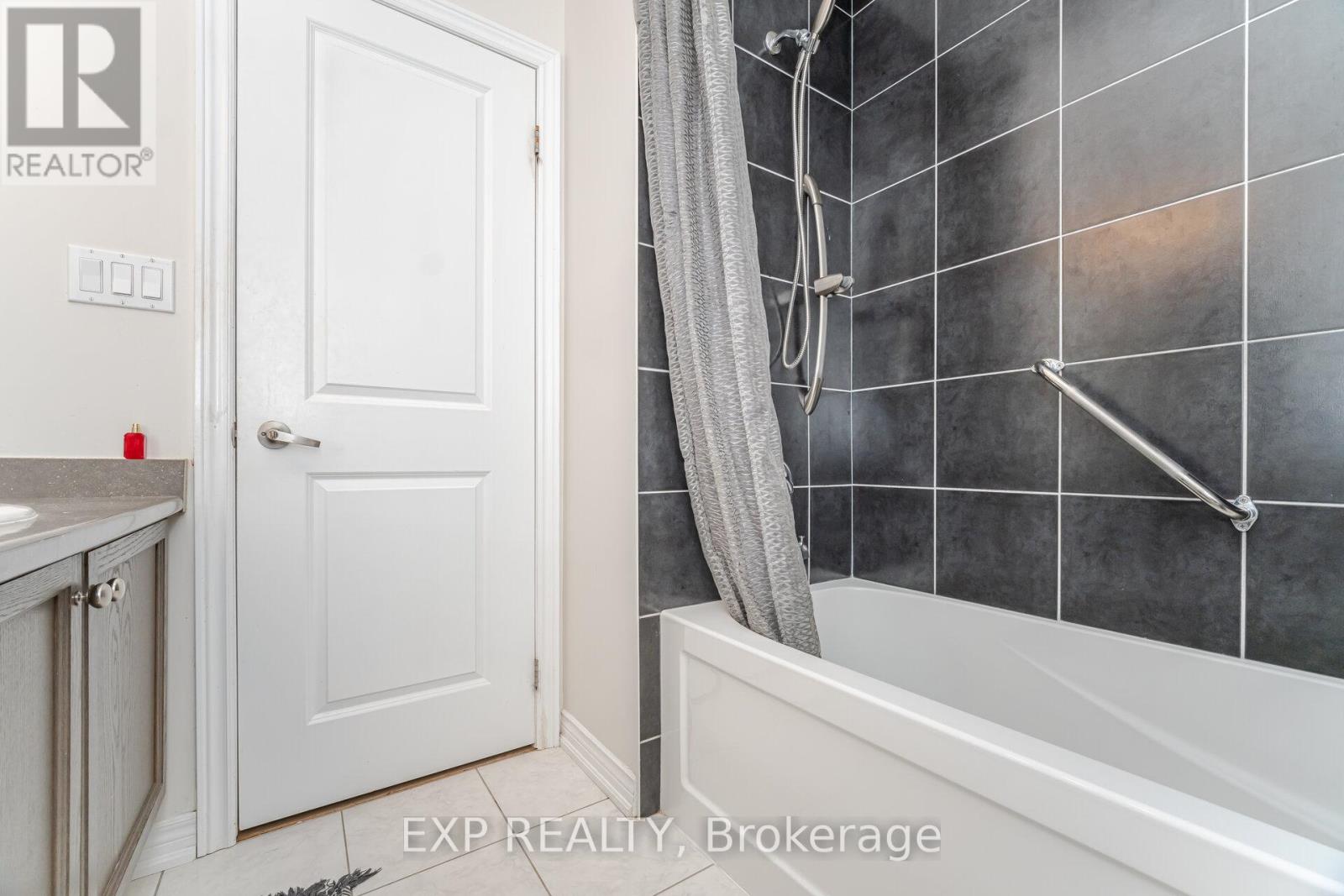 70 Hopewell Street, Vaughan, Ontario  L4H 3Y2 - Photo 33 - N12593492