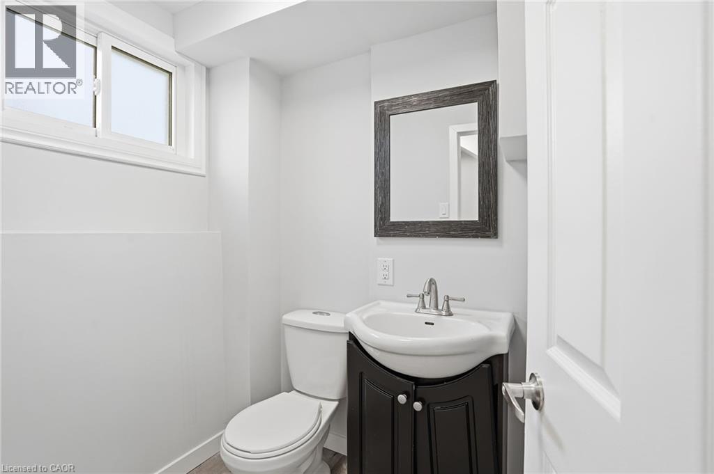 93 Wellington Street, Welland, Ontario  L3B 1B2 - Photo 25 - 40792172