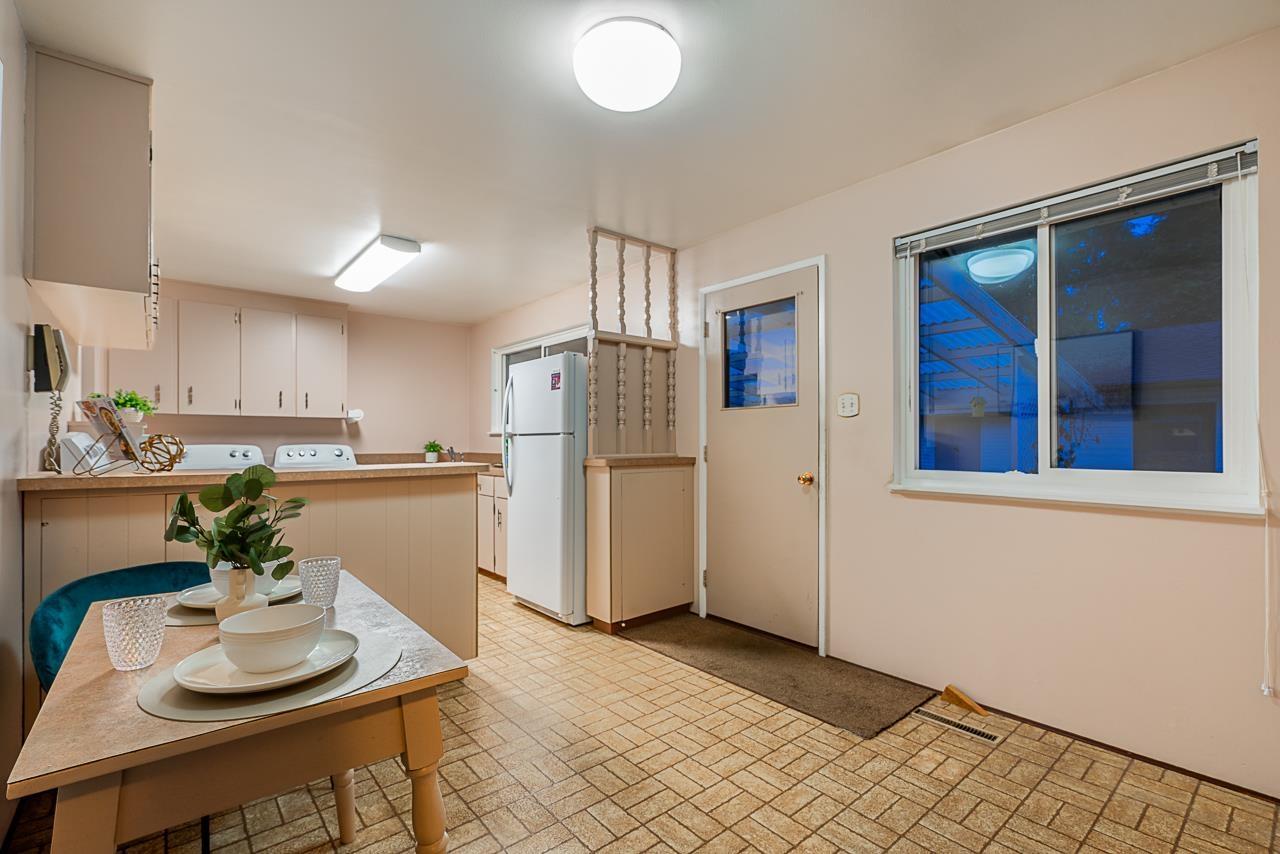 11055 Oriole Drive, Surrey, British Columbia  V3R 5A7 - Photo 15 - R3072419