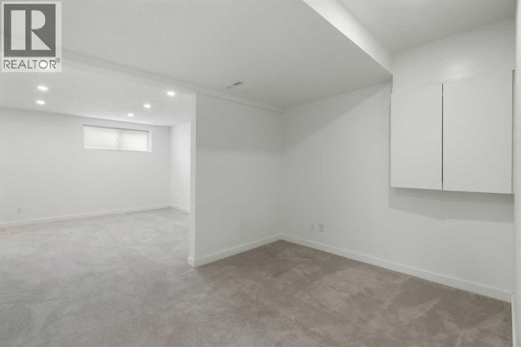 211 Elgin Meadows Gardens Se, Calgary, Alberta T2Z 0M3 - Photo 36 - A2268888