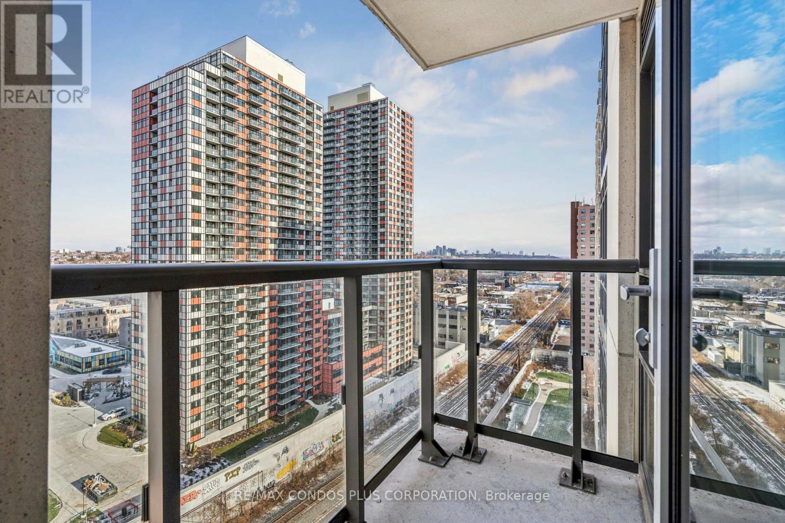 1609 - 1420 Dupont Road, Toronto, Ontario  M6H 0C2 - Photo 14 - W12607532