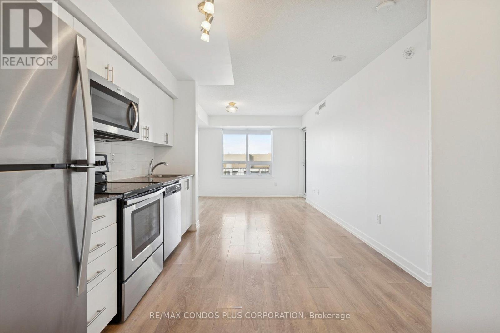 1609 - 1420 Dupont Road, Toronto, Ontario  M6H 0C2 - Photo 2 - W12607532