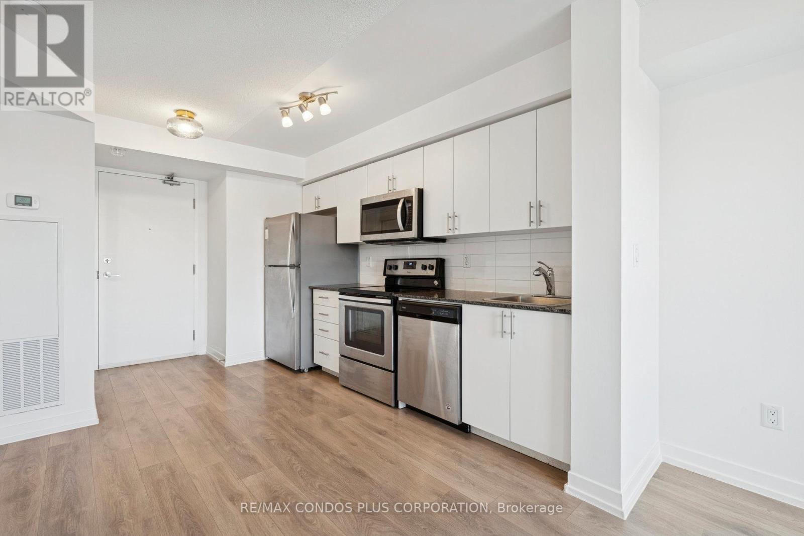 1609 - 1420 Dupont Road, Toronto, Ontario  M6H 0C2 - Photo 3 - W12607532