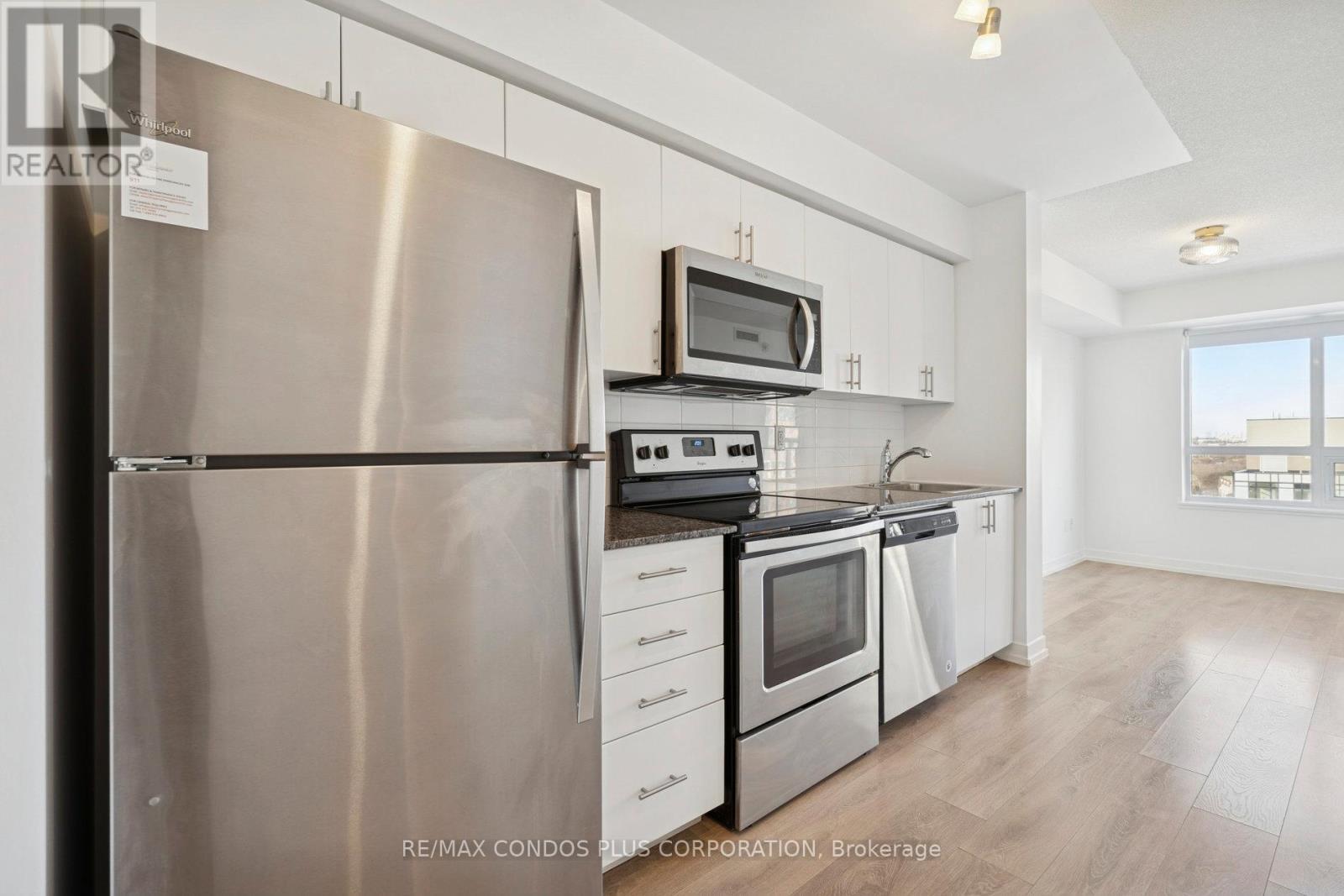 1609 - 1420 Dupont Road, Toronto, Ontario  M6H 0C2 - Photo 6 - W12607532