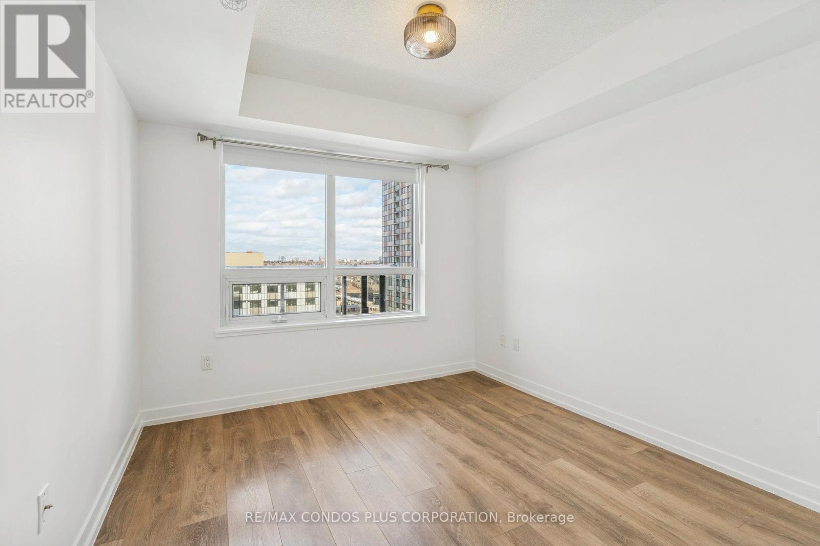 1609 - 1420 Dupont Road, Toronto, Ontario  M6H 0C2 - Photo 7 - W12607532