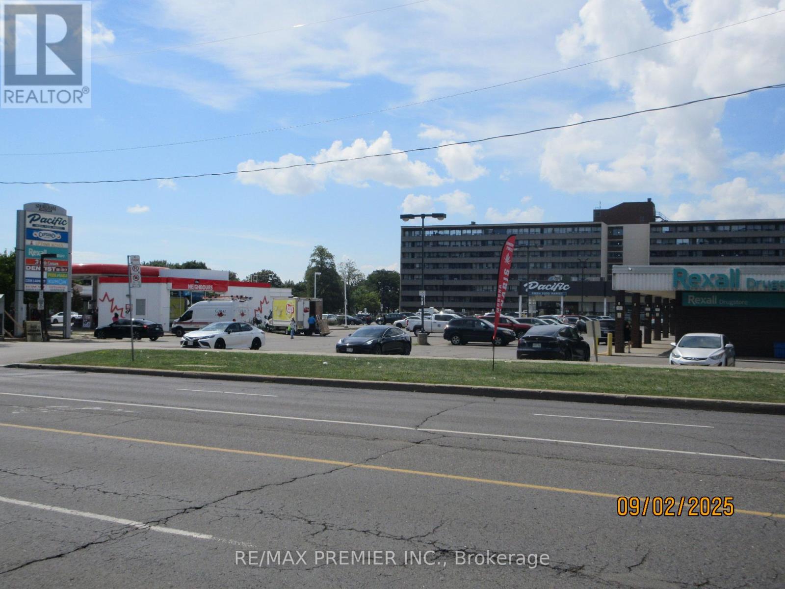623 - 4673 Jane Street, Toronto, Ontario  M3N 2L1 - Photo 2 - W12607540