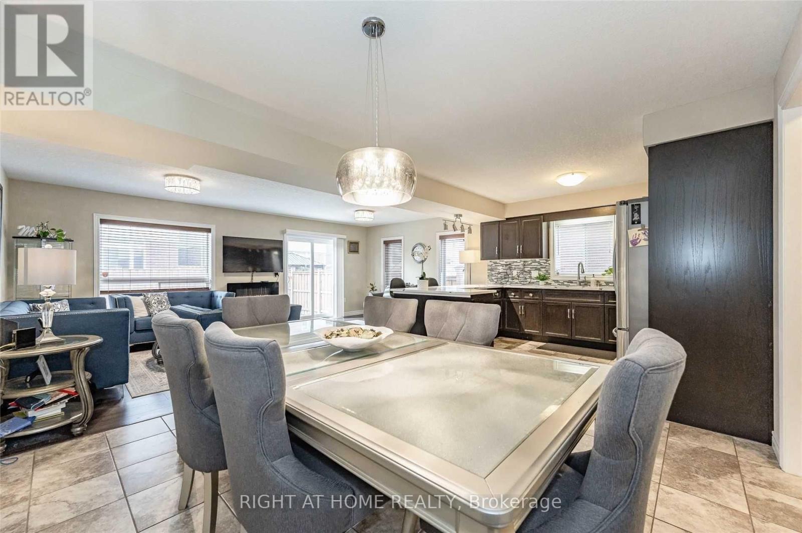 6 Crossbridge Avenue, Kitchener, Ontario  N2A 0J9 - Photo 7 - X12607510