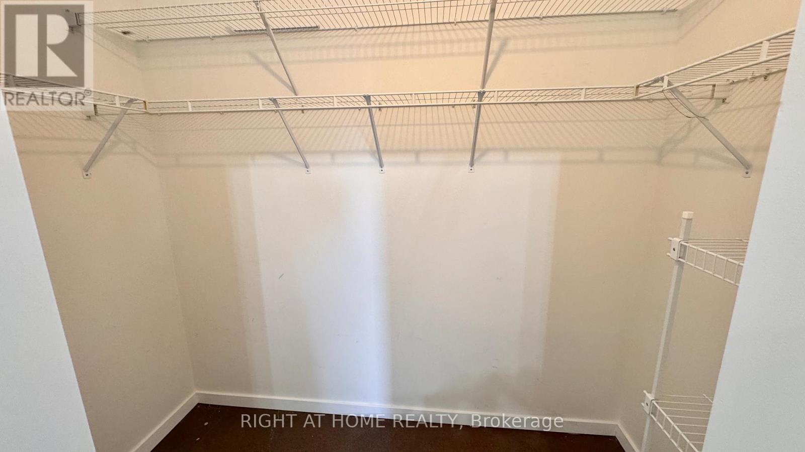 101 - 410 King Street W, Kitchener, Ontario  N2G 1C3 - Photo 12 - X12607516