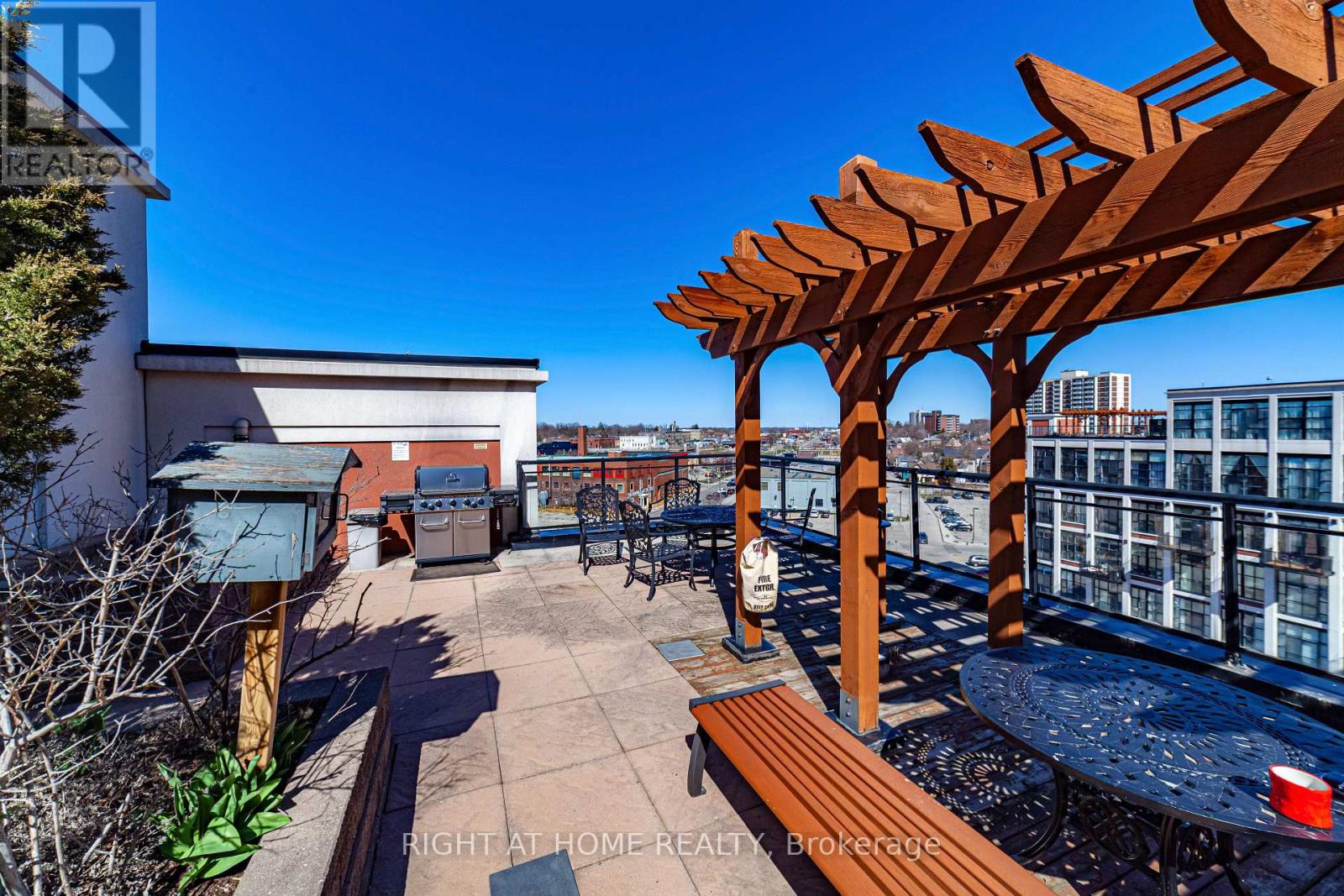 101 - 410 King Street W, Kitchener, Ontario  N2G 1C3 - Photo 15 - X12607516