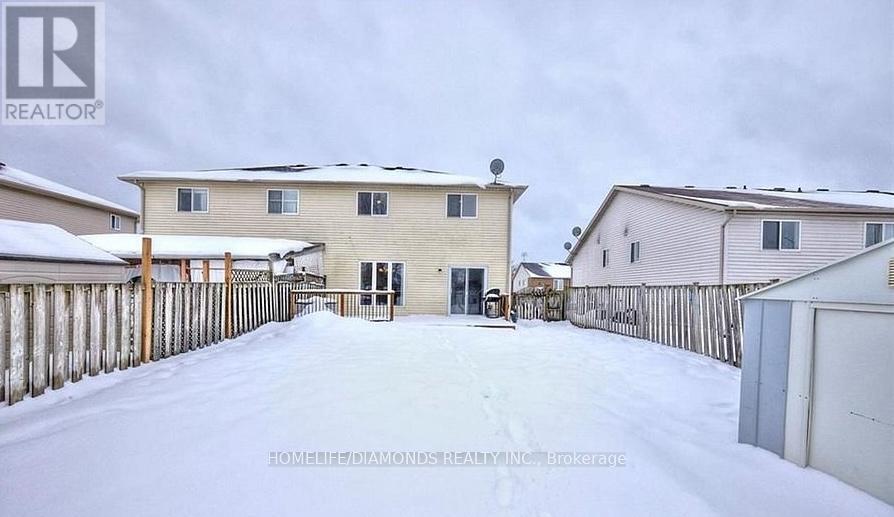 32 Woodland Drive, Welland, Ontario L3C 7C9 - Photo 10 - X12607524