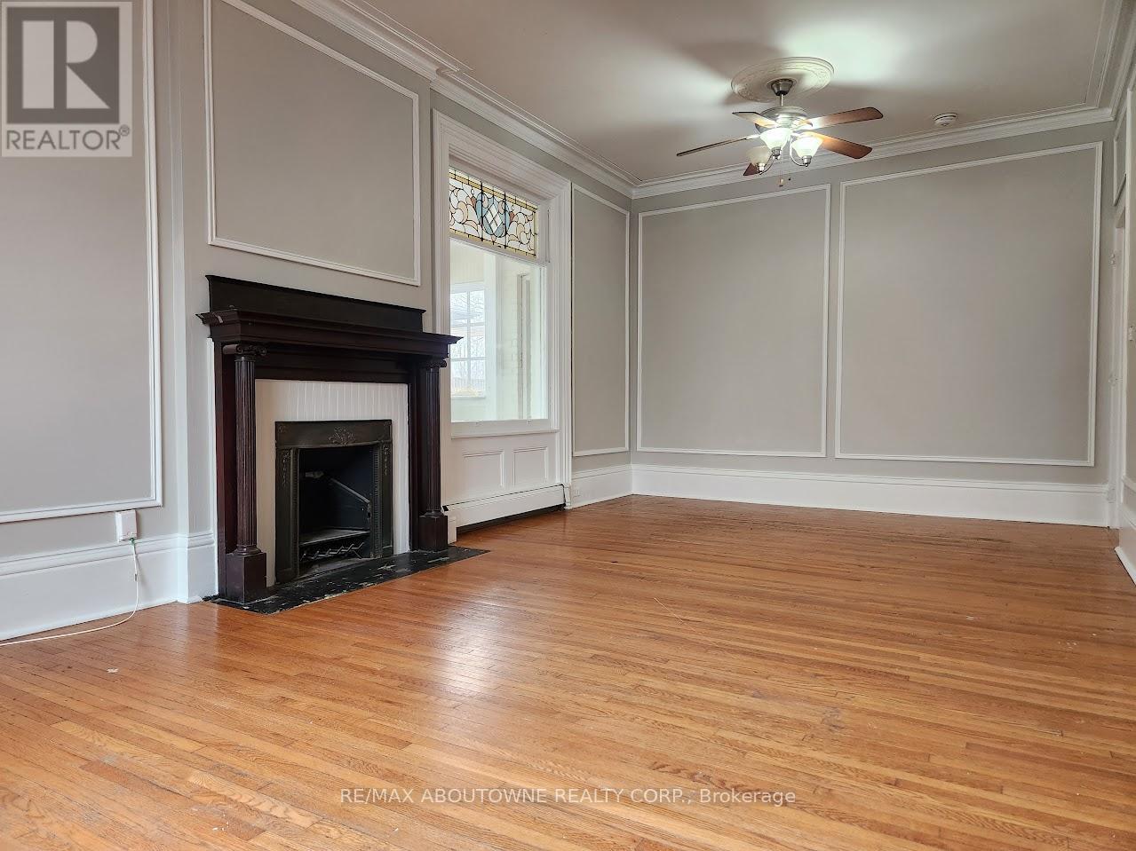 Main - 177 Chatham Street, Brantford, Ontario  N3S 4G6 - Photo 7 - X12607548