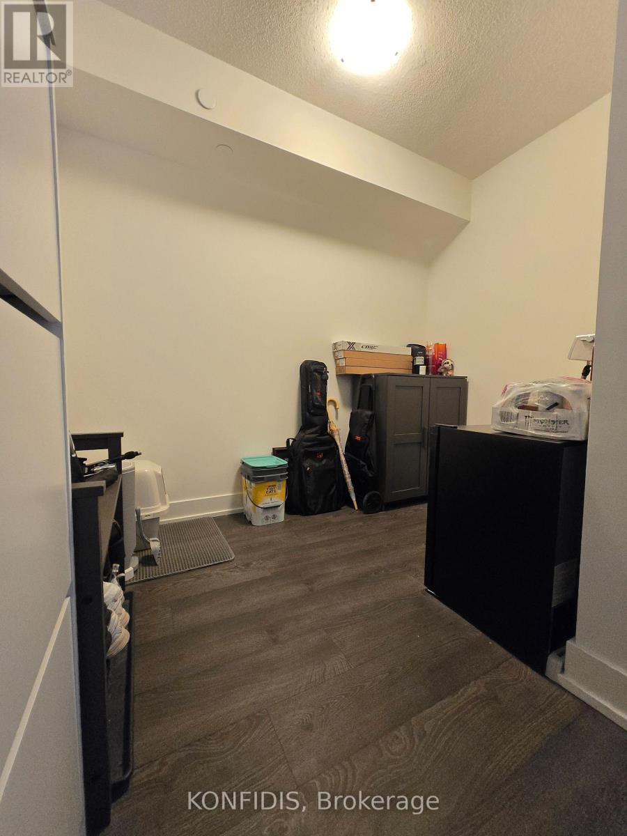 601 - 7 Mabelle Avenue, Toronto, Ontario  M9A 0C9 - Photo 9 - W12571238