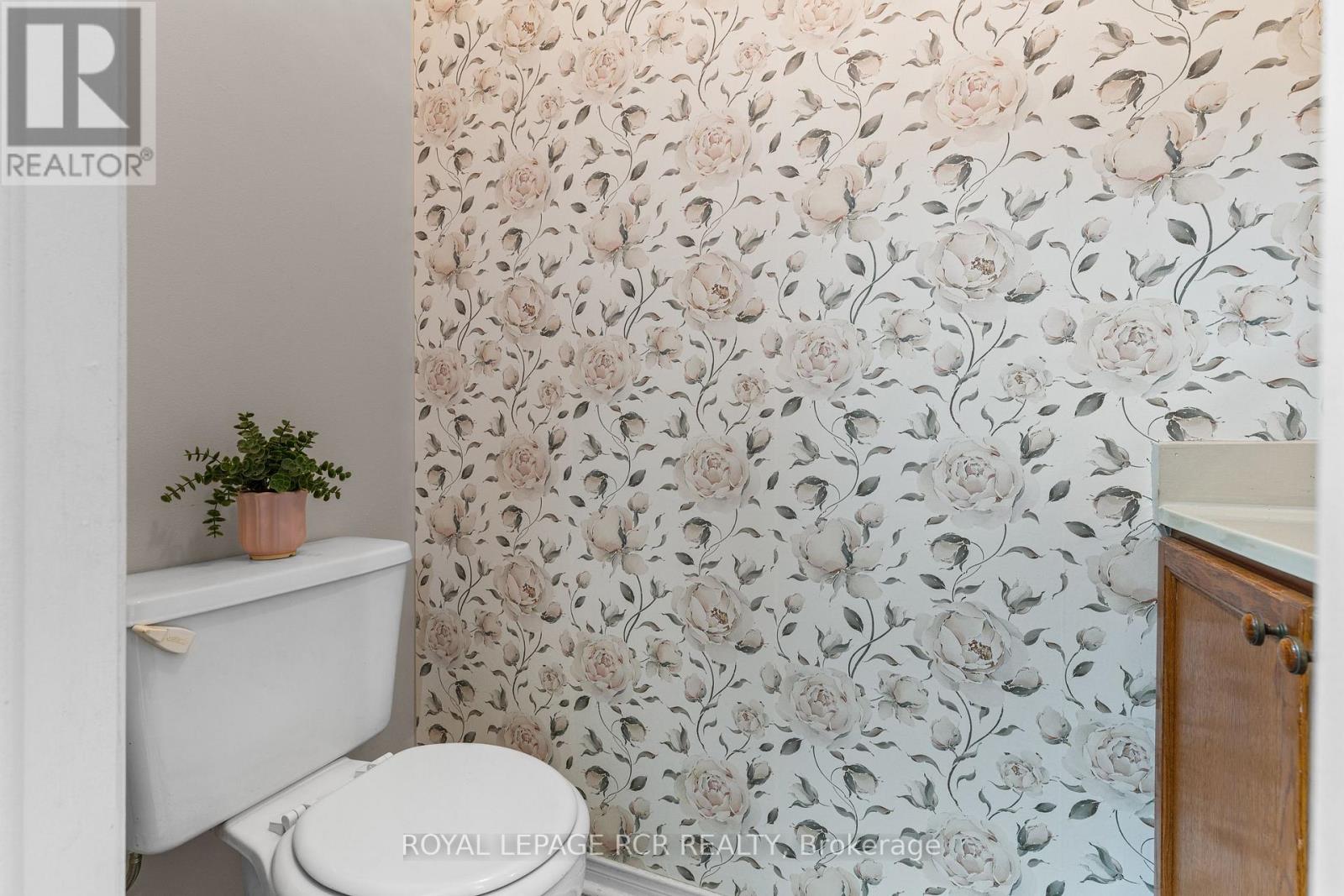 120 Howard Crescent, Orangeville, Ontario  L9W 4W2 - Photo 13 - W12373160