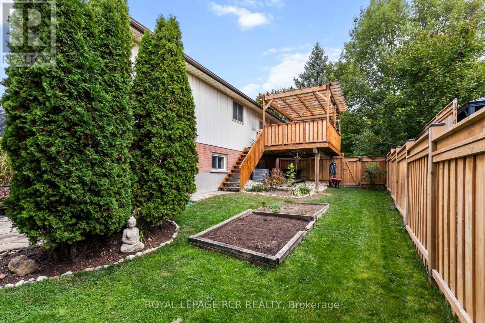 56 Wilson Crescent, Centre Wellington, Ontario  N0B 1S0 - Photo 34 - X12464730