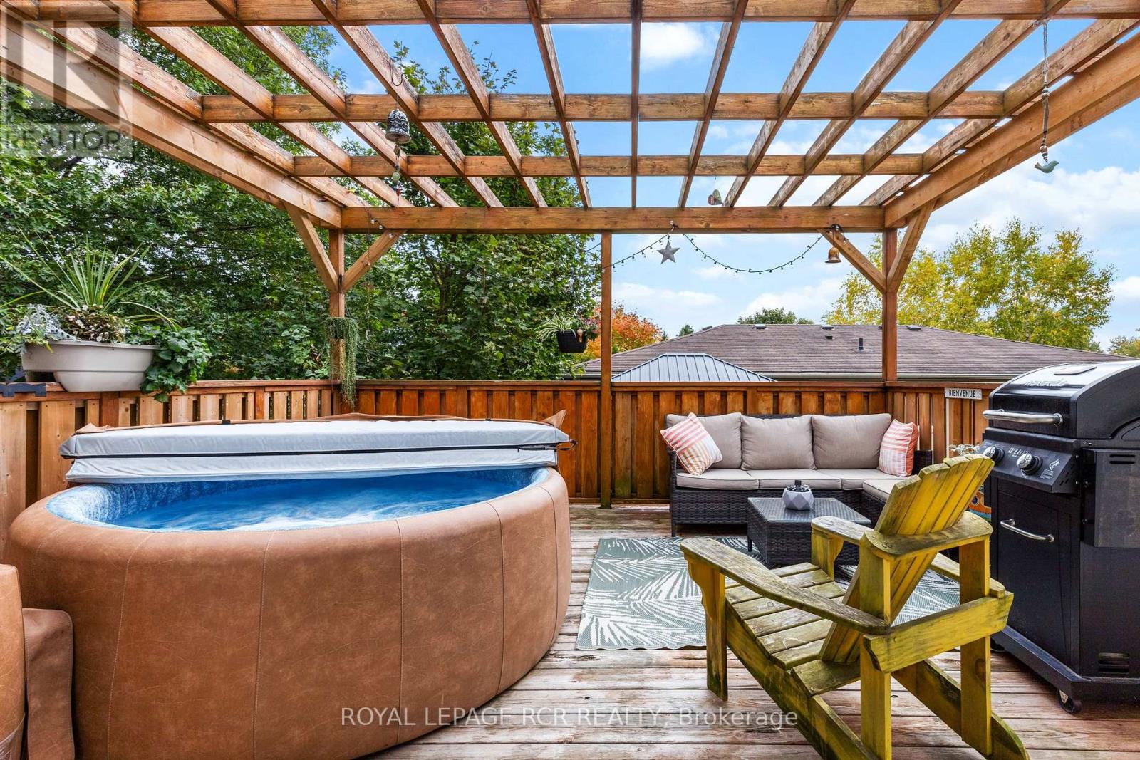 56 Wilson Crescent, Centre Wellington, Ontario  N0B 1S0 - Photo 6 - X12464730