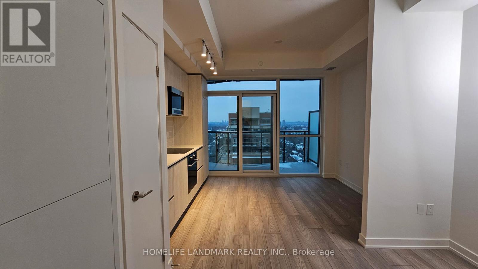 1603 - 110 Broadway Avenue, Toronto, Ontario  M4P 1V7 - Photo 3 - C12607560