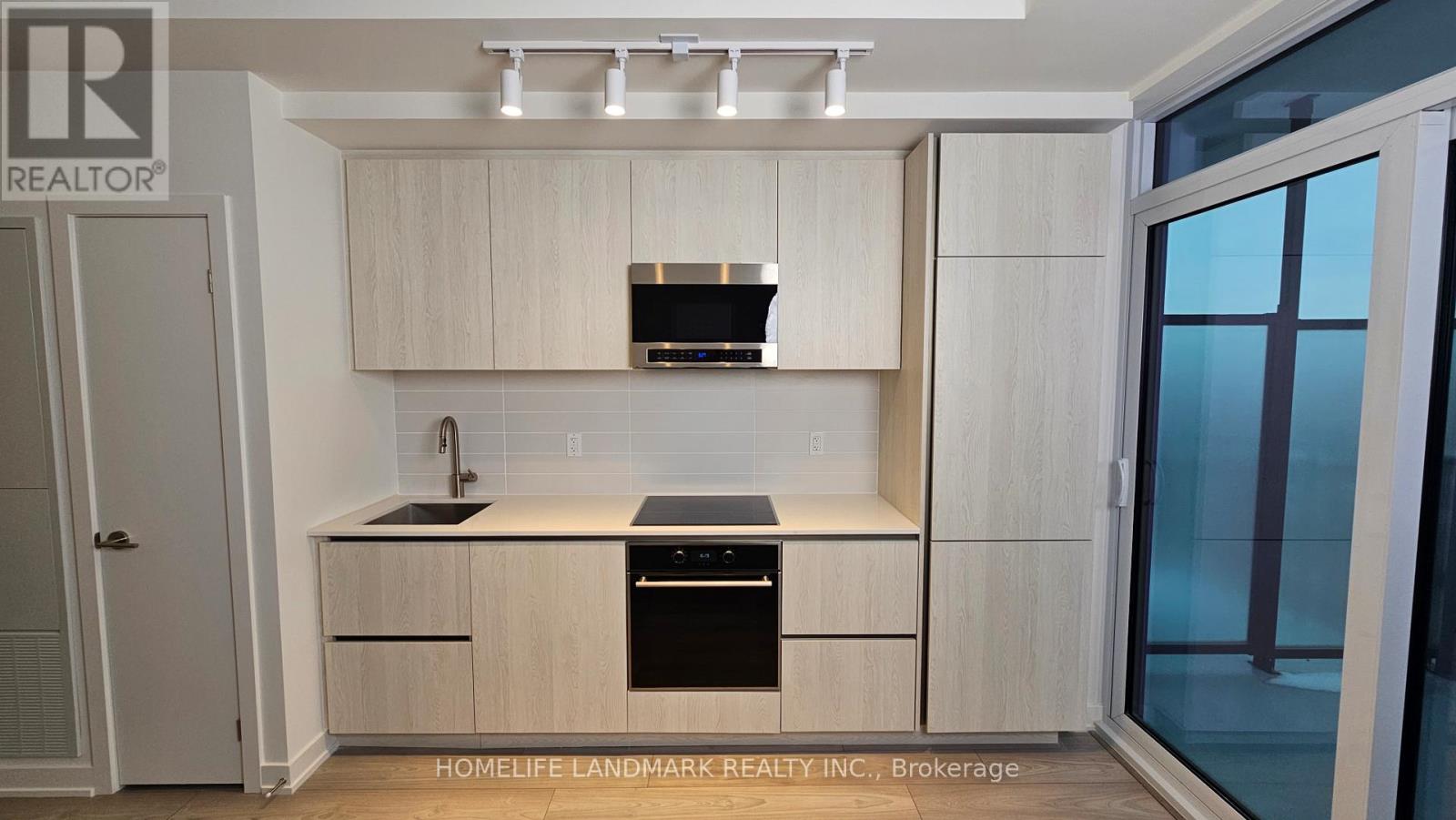 1603 - 110 Broadway Avenue, Toronto, Ontario  M4P 1V7 - Photo 8 - C12607560