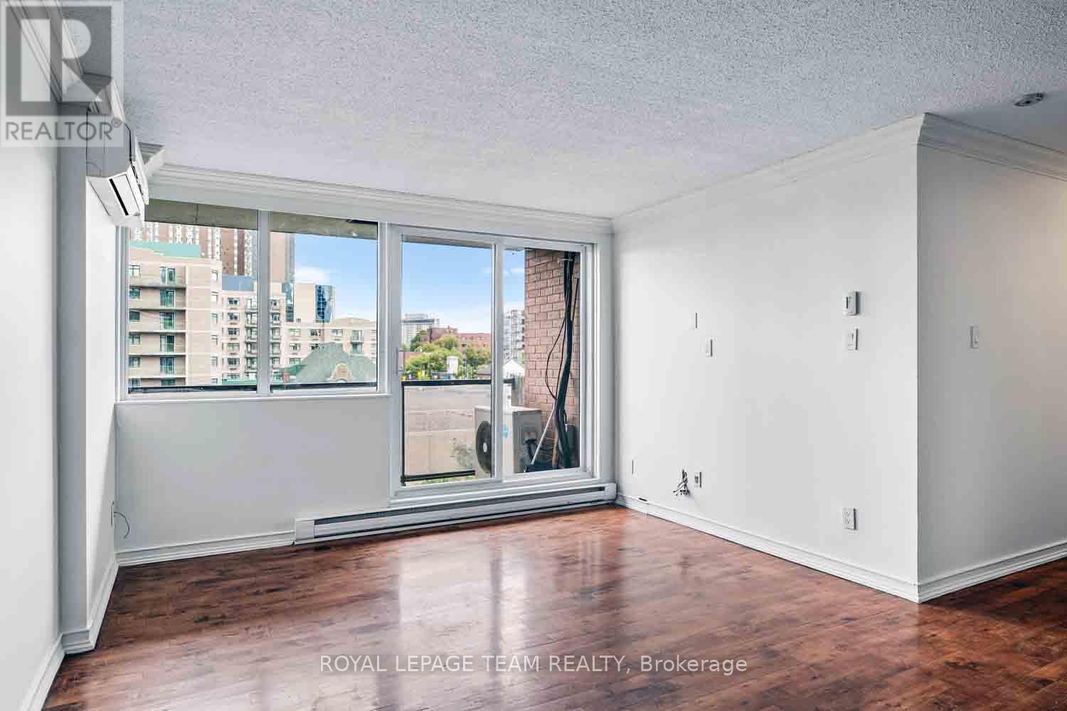 504 - 154 Nelson Street, Ottawa, Ontario  K1N 7R5 - Photo 17 - X12607388