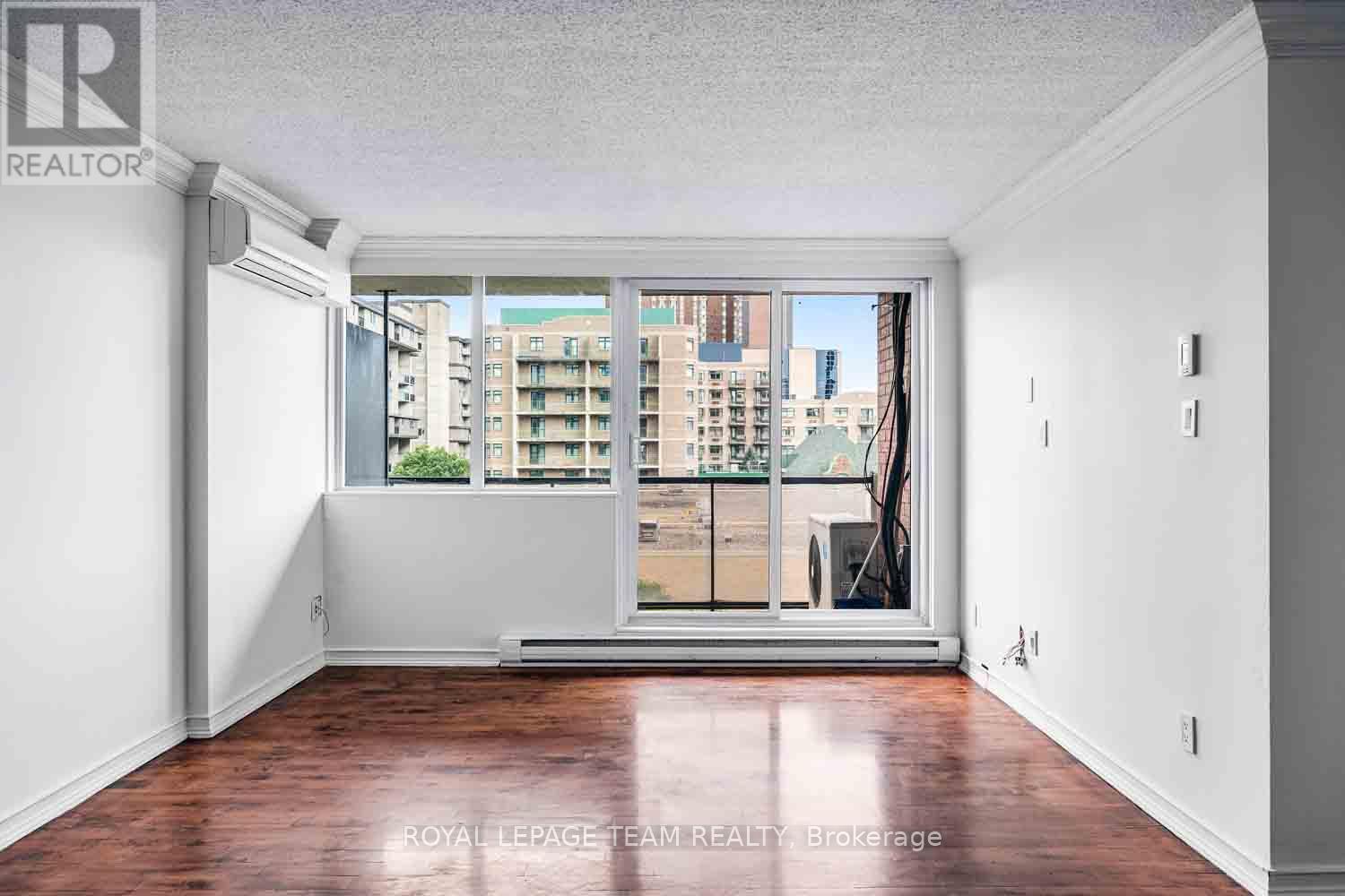 504 - 154 Nelson Street, Ottawa, Ontario  K1N 7R5 - Photo 15 - X12607402