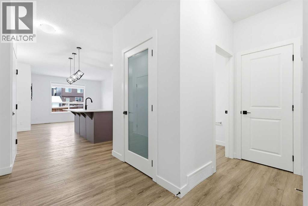 64 Ambleton Street Nw, Calgary, Alberta  T3P 1W5 - Photo 7 - A2273132