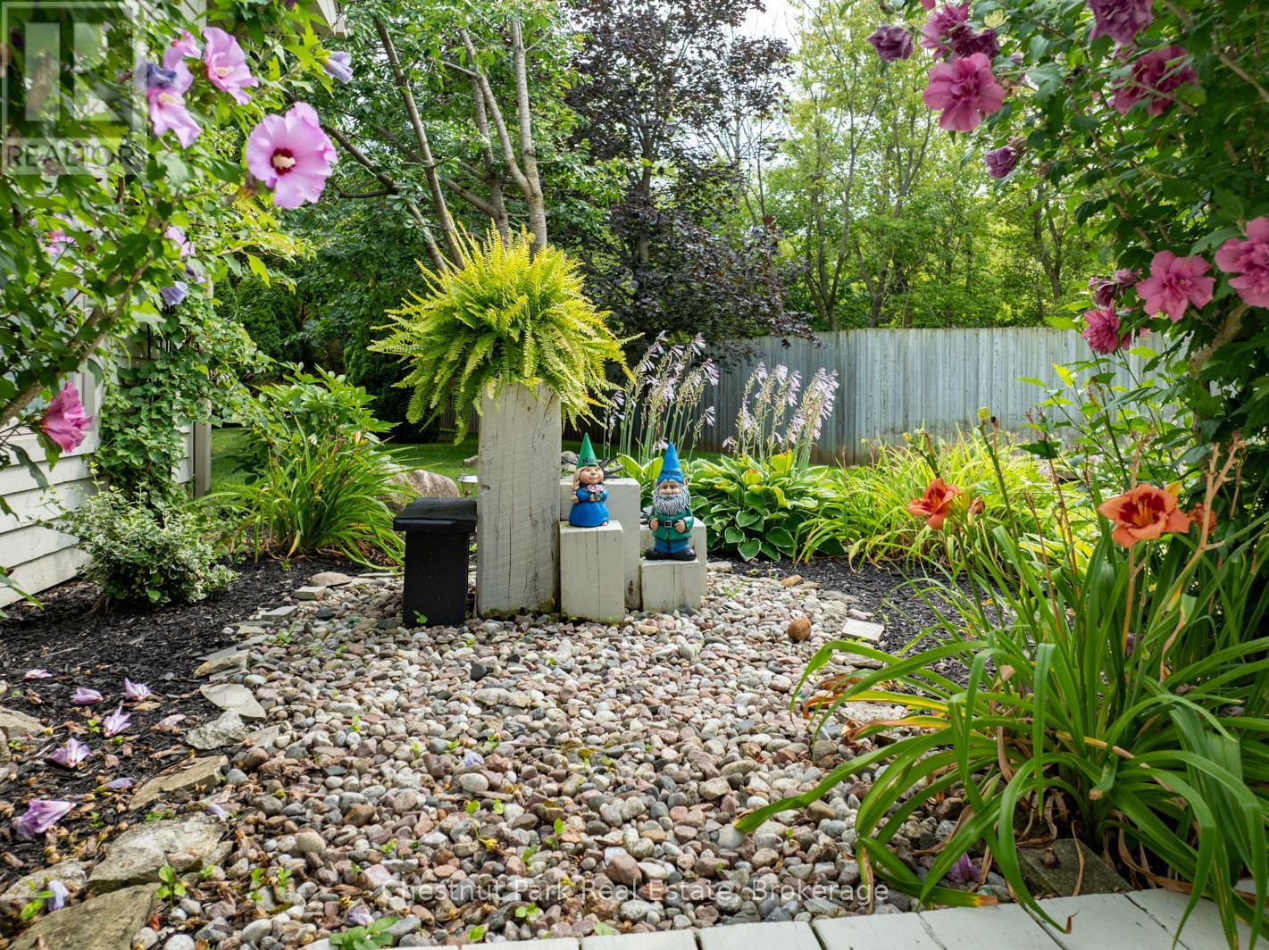 2 Evergreen Road, Collingwood, Ontario  L9Y 5A8 - Photo 15 - S12089114