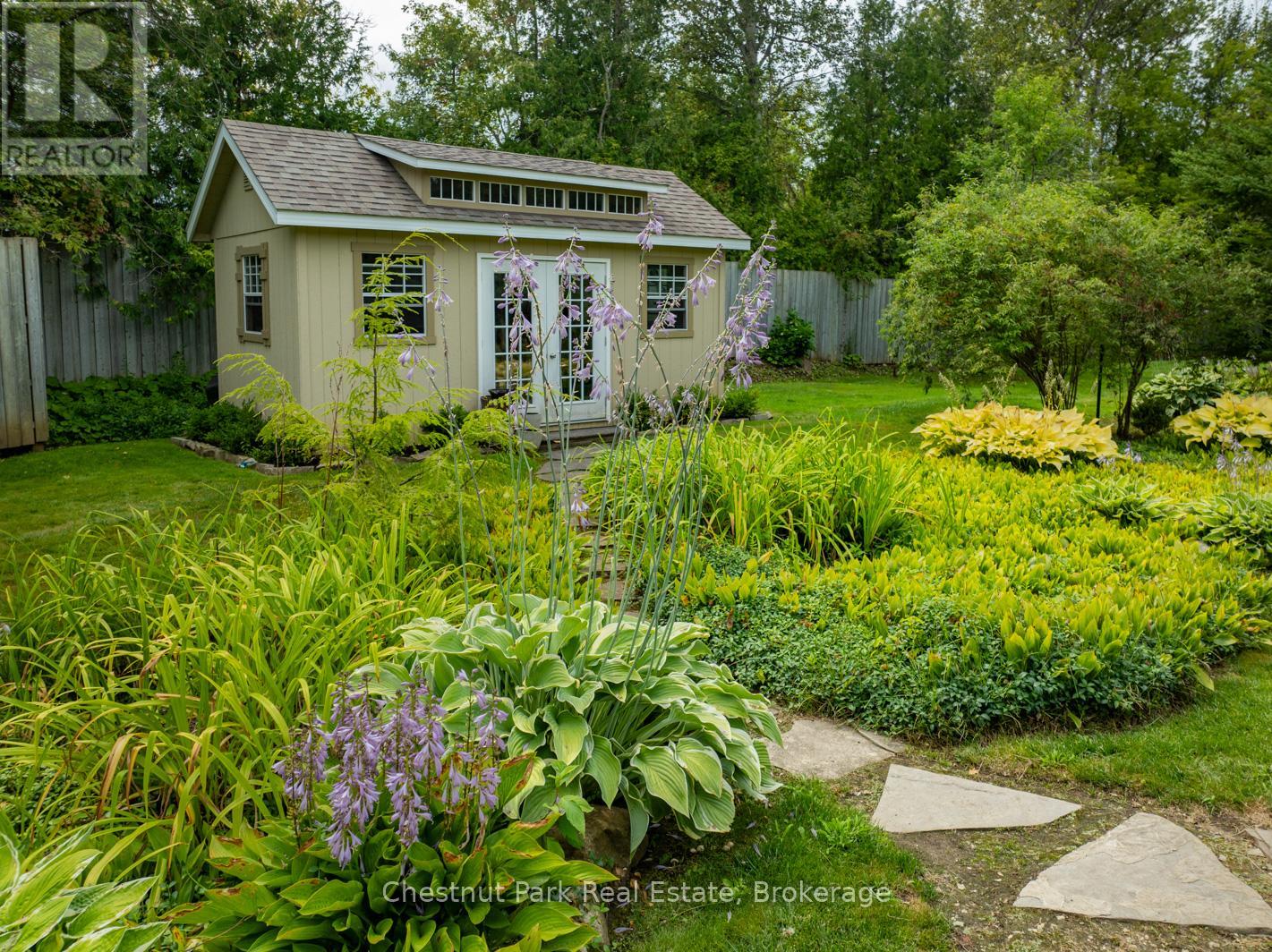 2 Evergreen Road, Collingwood, Ontario  L9Y 5A8 - Photo 12 - S12089114