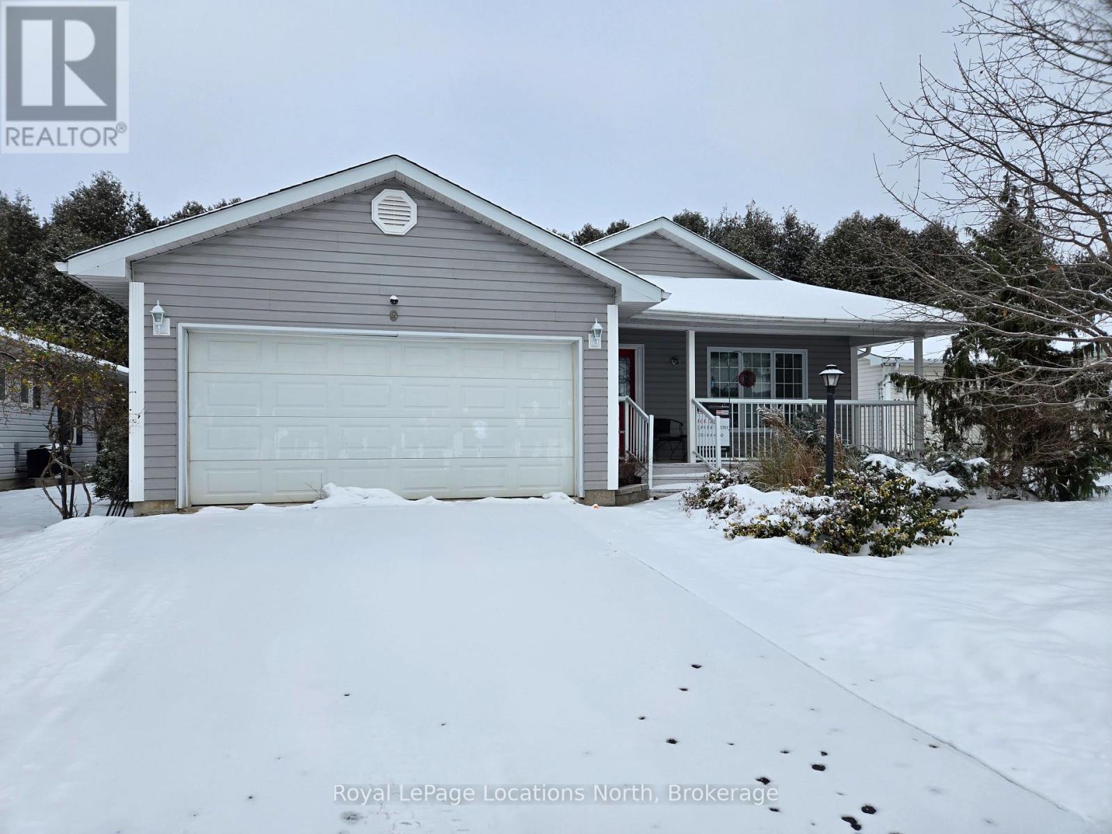 9 Pennsylvania Avenue, Wasaga Beach, Ontario  L9Z 3A8 - Photo 50 - S12240745